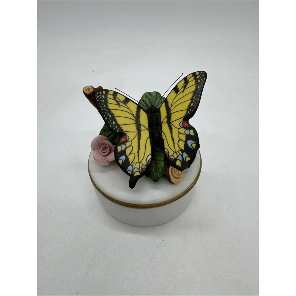Vntg Lefton Butterfly Glass Trinket Box Vanity Dish 1992 3
